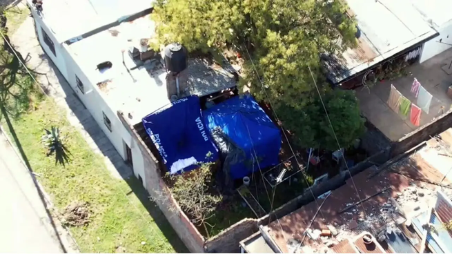Declaró ante la policía el acusado de haber cavado el pozo donde encontraron a las víctimas.