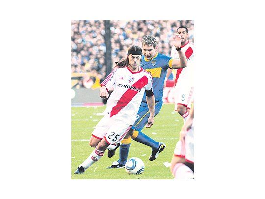 Matías Almeyda no jugó un mal partido, pero terminó expulsado e incitando a la violencia, por lo que le hicieron un acta contravencional.