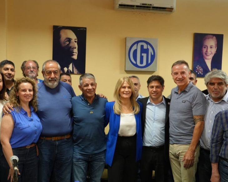 La conducción de la CGT mantuvo un encuentro con el gobernador bonaerense Axel Kicillof y miembros de su gabinete. La conducción de la CGT mantuvo un encuentro con el gobernador bonaerense Axel Kicillof y miembros de su gabinete.