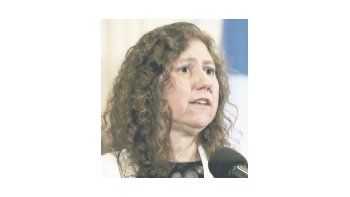 Gabriela González, científica graduada en Córdoba.