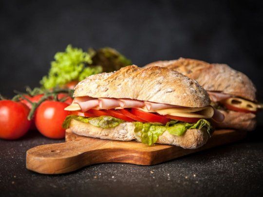 Sándwiches.