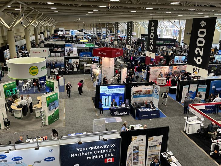 PDAC 2026 en Toronto: avanzada argentina por inversiones, sorpresa por Irán  y alerta por nuevas reglas mineras