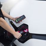 Las ventas de autos eléctricos marcaron un récord y superaron por primera vez a los nafteros. Las ventas de autos eléctricos marcaron un récord y superaron por primera vez a los nafteros.