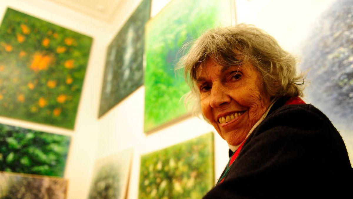 The Argentine painter and muralist Josefina Robirosa died at the age of 89