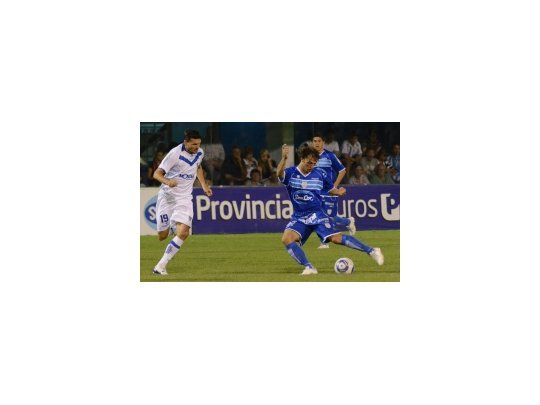 El local madrugó a Vélez con un gol desde el vestuario.
