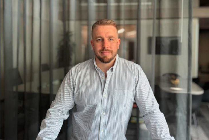 "Atendemos a más de cien clientes industriales en toda América, desde importantes empresas de bebidas y alimentos hasta compañías energéticas, mineras y petroquímicas", cuenta Belmudes. "Atendemos a más de cien clientes industriales en toda América, desde importantes empresas de bebidas y alimentos hasta compañías energéticas, mineras y petroquímicas", cuenta Belmudes.