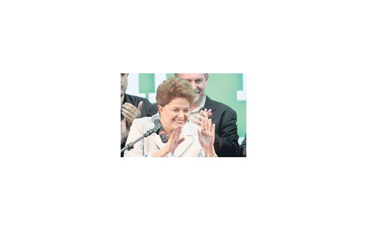 Dilma Rousseff, que asumirá el 1 de enero la presidencia de Brasil, construyó su triunfo sobre la base de su imagen de buena administradora y del carisma, los éxitos y la popularidad de Luiz Inácio Lula da Silva.