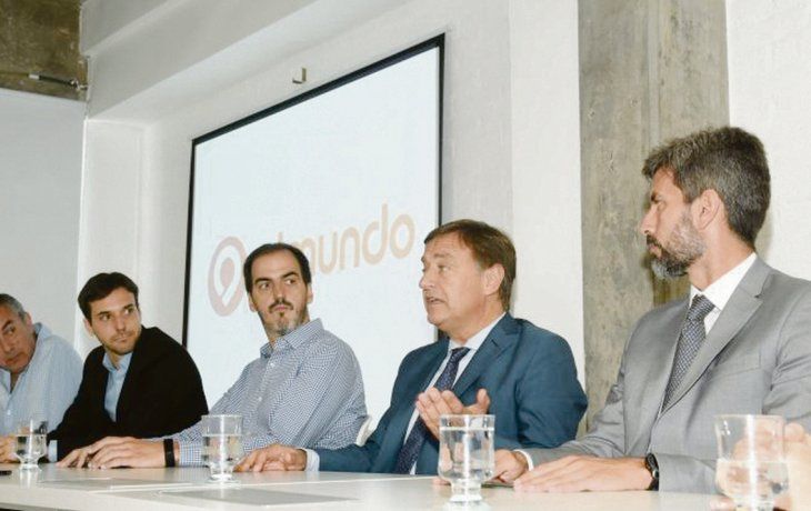 inversiones. El gobernador Rodolfo Suarez inaugur&oacute; ayer un hub tecnol&oacute;gico de una empresa tur&iacute;stica y se mostr&oacute; expectante por la posici&oacute;n que tomar&aacute; el peronismo para avalar el Presupuesto 2020.