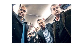 Horacio Rodríguez Larreta, Mauricio Macri y el titular de Subterráneos de Buenos Aires, Juan Pablo Piccardo, recorrieron ayer la línea A donde hoy se inaugurarán dos estaciones en el barrio porteño de Flores.