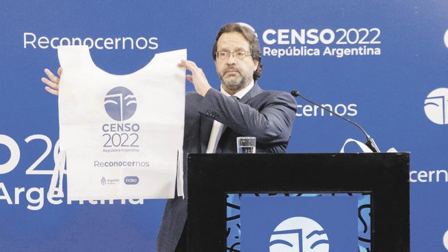 Operativo. El director del INDEC, Marcos Lavanga, explicó que 18.000 censistas continuarán relevando las viviendas que quedaron sin censar.