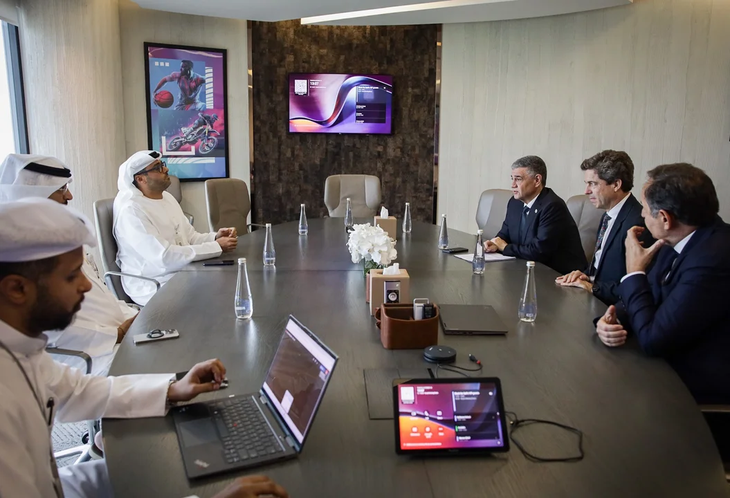 A través de sus redes sociales, Macri subrayó que este acercamiento “reafirma el papel de Buenos Aires como un puente entre la Argentina, la región y las economías más dinámicas del mundo árabe”. A través de sus redes sociales, Macri subrayó que este acercamiento “reafirma el papel de Buenos Aires como un puente entre la Argentina, la región y las economías más dinámicas del mundo árabe”.