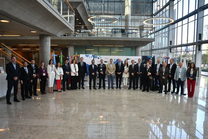 El Congreso tendrá lugar del martes 19 al miércoles 20 de noviembre. El Congreso tendrá lugar del martes 19 al miércoles 20 de noviembre.