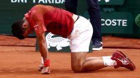 Novak Djokovic no logró superar la lesión de su rodilla.