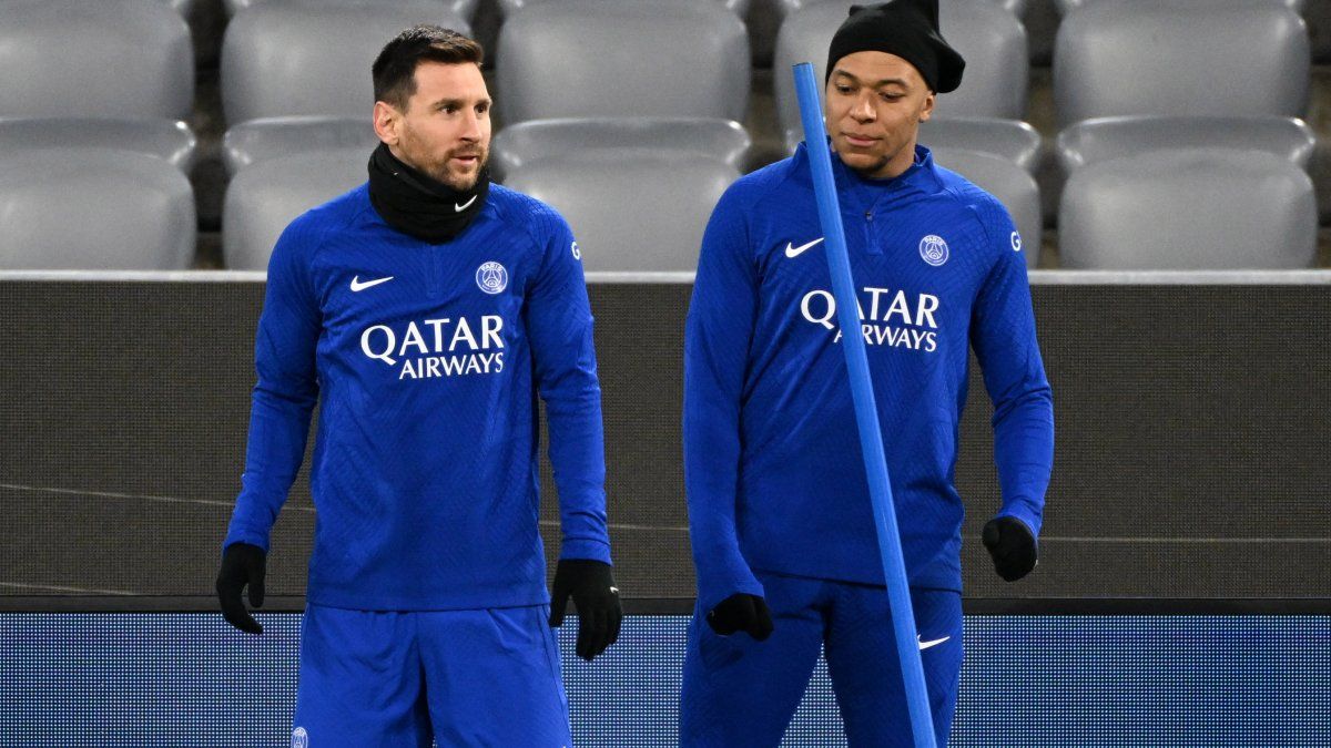 Messi returned to training at PSG after the sanction