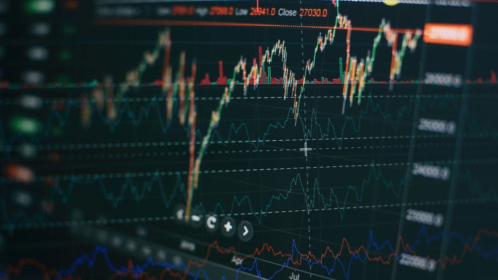 Los bonos y acciones reflejan una toma de ganancias de los inversores.