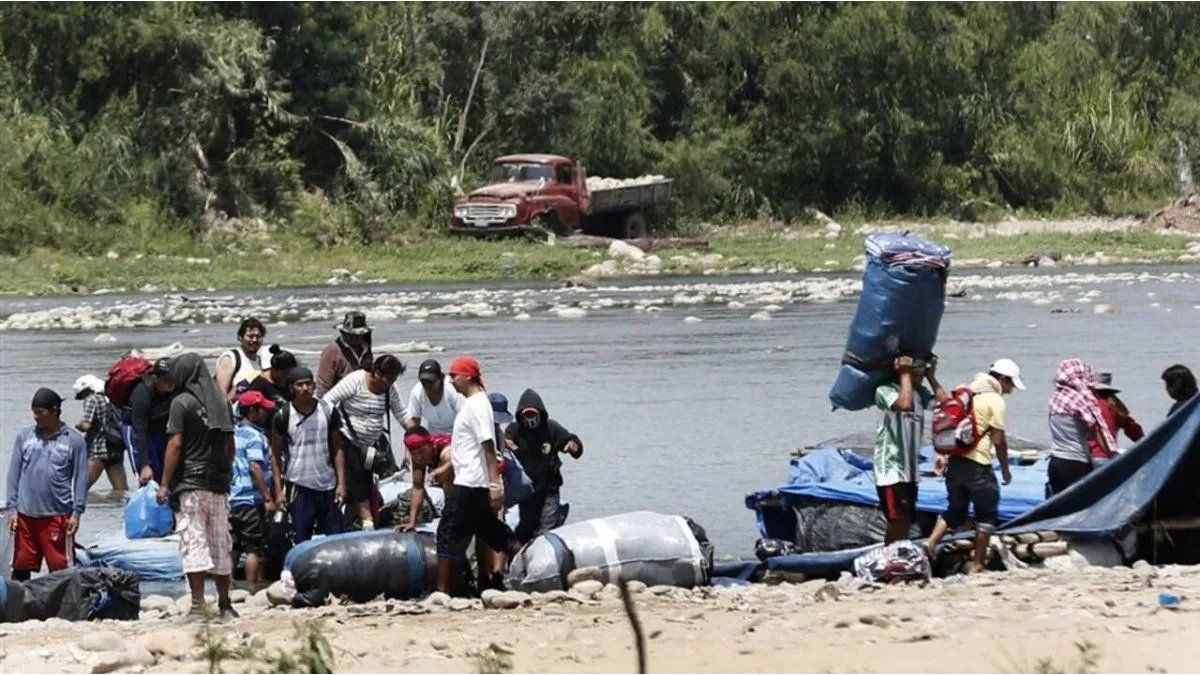 The construction of the wiring in Aguas Blancas starts, while Sáenz claims more federal judges and prosecutors