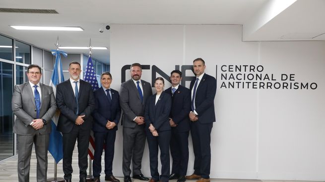 &nbsp;José Lago Rodríguez visitó el Centro Nacional de Contraterrorismo de EEUU en el marco de la cooperación entre la SIDE y las agencias estadounidenses para fortalecer la prevención y la coordinación frente a amenazas terroristas.
