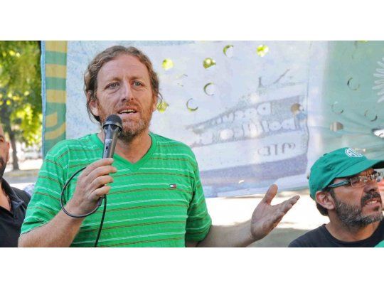 El sindicalista sostuvo que el próximo jueves la central obrera llevará a cabo “un paro por aumento salarial y por la continuidad laboral de 15 mil trabajadores”.
