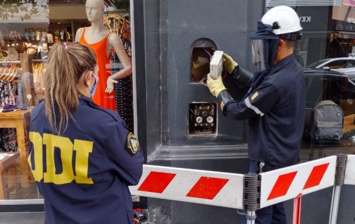Seis locales tenían conexiones de electricidad clandestina&nbsp;