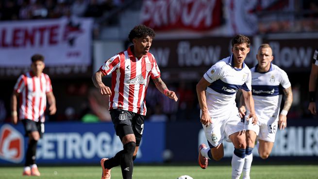 Estudiantes superó a Gimnasia en el clásico de La Plata.