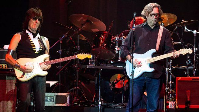 Eric Clapton to Host Jeff Beck Tribute Concert Series With Big Stars
