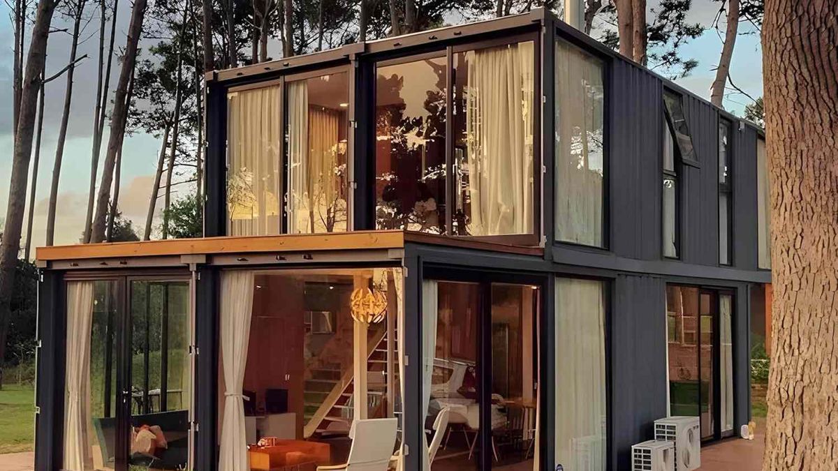 This prefabricated house is considered the most luxurious and is increasingly popular worldwide