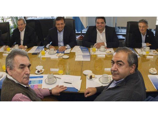 El Gobierno se reunió con la CGT por Ganancias y la negociación quedó abierta