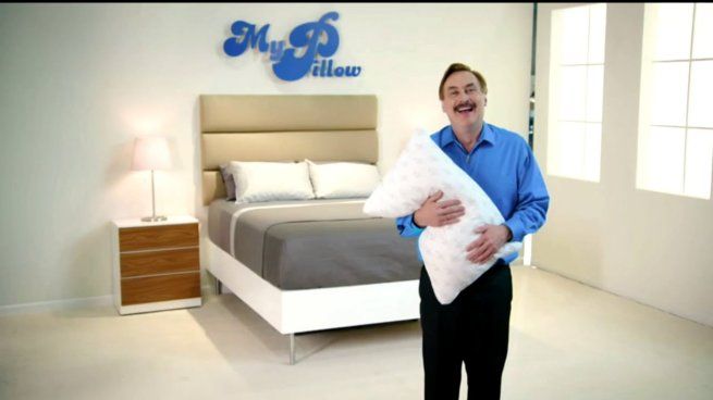 El empresario creador de My Pillow pasó de ganar millones a perderlo todo en pocos años.