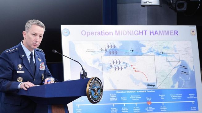 La operación Martillo de medianoche implicó el bombardeo de plantas nucleares en Irán.