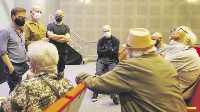 Campaña. Horacio R. Larreta, en el Cine Teatro El Plata, que reabrió la semana pasada en el barrio de Mataderos.