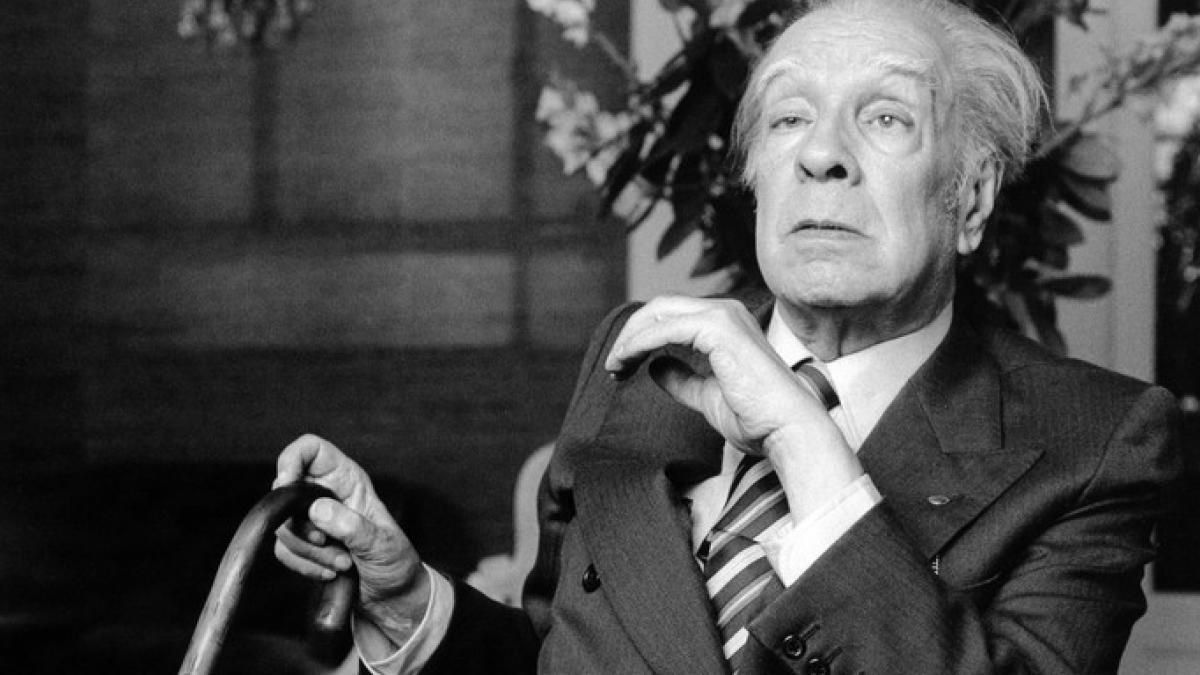 Jorge Luis Borges a writer who created with identical notes, new sounds