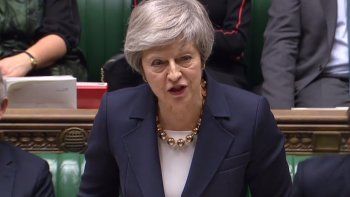 Precavida. Theresa May reconoció que su decisión de evitar la votación del brexit en el Parlamento respondió a su seguro fracaso.