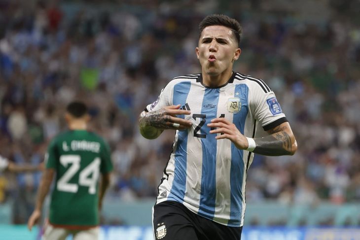 Enzo Fernández es una pieza clave para Lionel Scaloni en el mediocampo de la Selección. ¿Llegará para la Copa América? Enzo Fernández es una pieza clave para Lionel Scaloni en el mediocampo de la Selección. ¿Llegará para la Copa América?