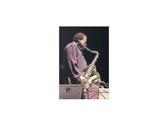Shorter, en plena creación: su base es partir de improvisaciones cercanas al free-jazz, y de allí la construcción melódica y armónica.