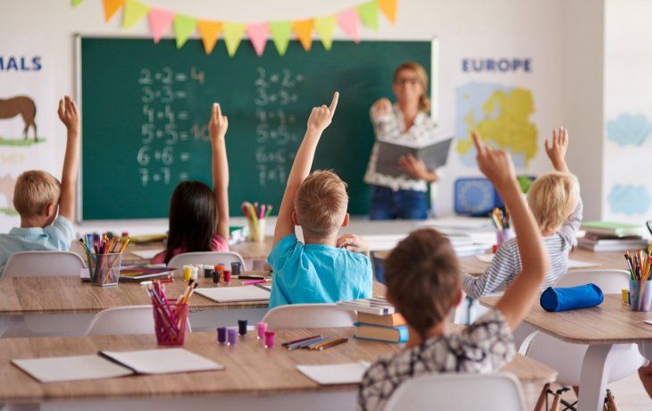 Colegios privados aprueban el tope en las cuotas anunciado por Massa