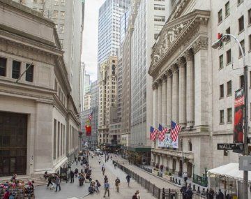 Wall Street de fiesta tras el mejor mes en retornos desde 2020