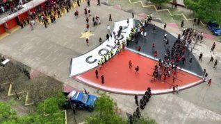 Un jugador y cuatro policías heridos en graves incidentes durante una manifestación.