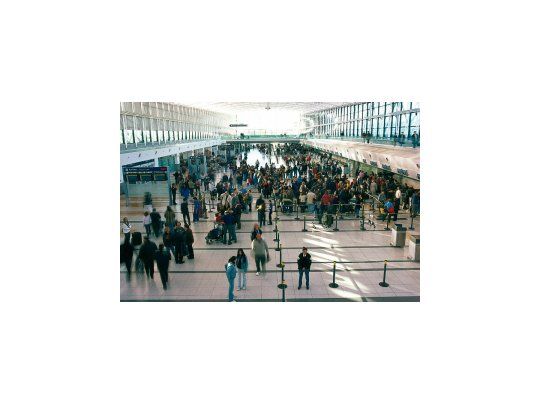 Hubo demoras en Ezeiza por protesta de maleteros