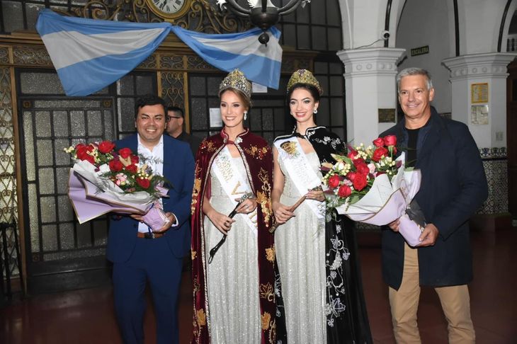 Alejandrina Funes, representante de Las Heras, fue coronada como Reina Nacional de la Vendimia, mientras que Sofía Perfumo, de General Alvear, obtuvo el título de Virreina Nacional. Alejandrina Funes, representante de Las Heras, fue coronada como Reina Nacional de la Vendimia, mientras que Sofía Perfumo, de General Alvear, obtuvo el título de Virreina Nacional.
