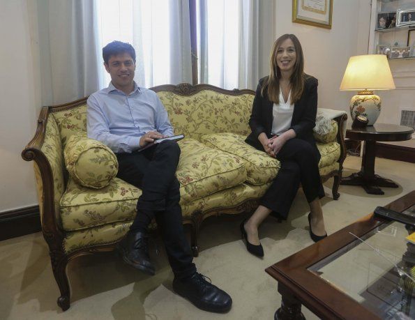 El actual Gobernador Axel Kicillof junto a la exgobernadora bonaerense, María Eugenia Vidal.&nbsp;