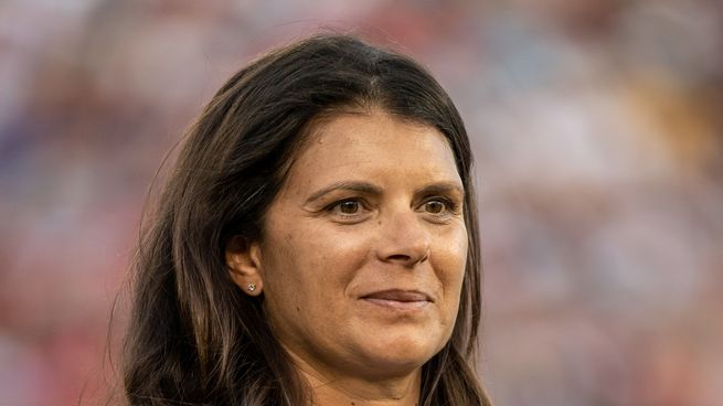 Mia Hamm cambió la historia del fútbol femenino y multiplicó su impacto fuera de la cancha con inversiones y contratos que le generaron millones.