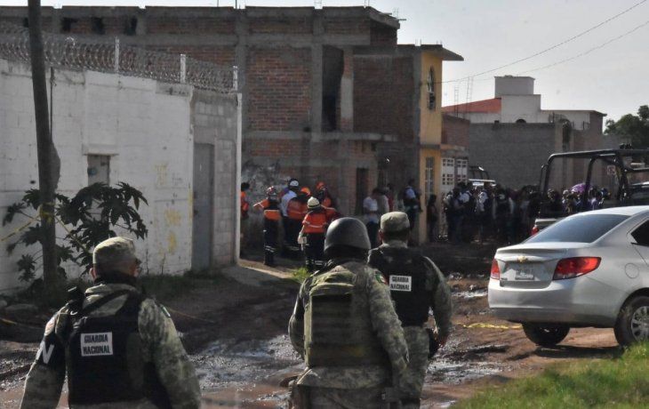 Hombres armados ejecutaron a 24 drogadictos en un centro de rehabilitaci&oacute;n en Irapuato, Guanajuato.