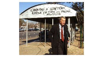 ámbito.com | El abogado Florencio Varela, defensor de ex militares acusados de crímenes en la represión clandestina de las guerrillas en los años 70, reveló que envió antecedentes a España para apoyar la negativa del fiscal general a extraditarlos.