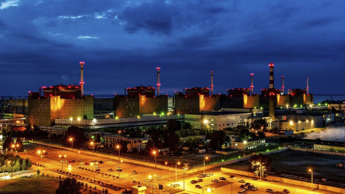 Russia bombed Europe’s largest nuclear power plant, sparked a fire and sparked global alarm