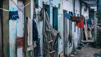 A nivel global, más mujeres que hombres caerán en lapobreza debido a las consecuencias economías y las pérdidas de empleoprovocadas por el coronavirus
