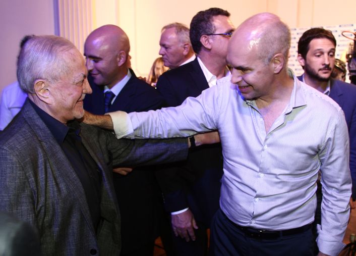 El jefe de Gobierno de la Ciudad, Horacio Rodríguez Larreta, y el director de Ámbito Financiero, Orlando Vignatti.
