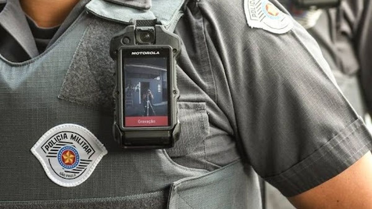 Police in Brazil will carry mini cameras to record their behavior Police in Brazil will carry mini cameras to record their behavior