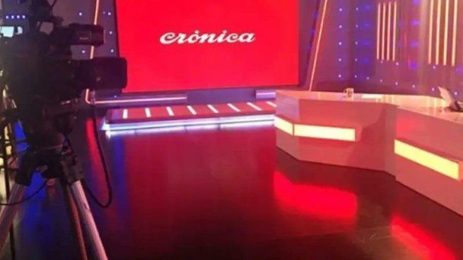 Crónica TV debió suspender la transmisión durante la madrugada.