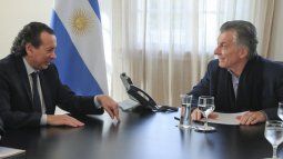 Mauricio Macri junto a Dante Sica en la Quinta de Olivos.