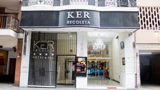 El hecho es investigado por la fiscal Laura Belloqui, mientras peritos de la Policía de la Ciudad trabajaron en la escena y secuestraron elementos que serán clave para determinar qué ocurrió dentro de la habitación. El hecho es investigado por la fiscal Laura Belloqui, mientras peritos de la Policía de la Ciudad trabajaron en la escena y secuestraron elementos que serán clave para determinar qué ocurrió dentro de la habitación.